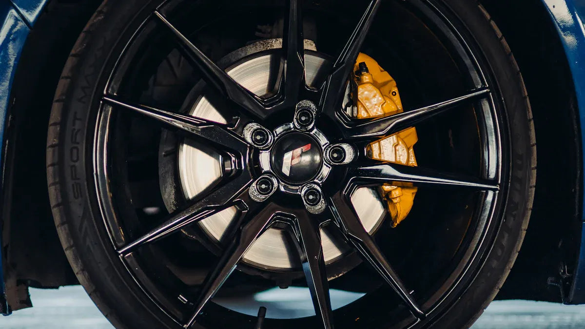 Matte Black vs Gloss Black Wheels What You Need to Know in 2025