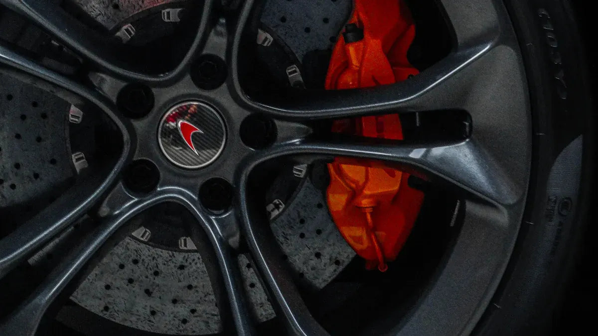 Carbon Fiber Wheels vs Aluminum Wheels: Making the Right Choice