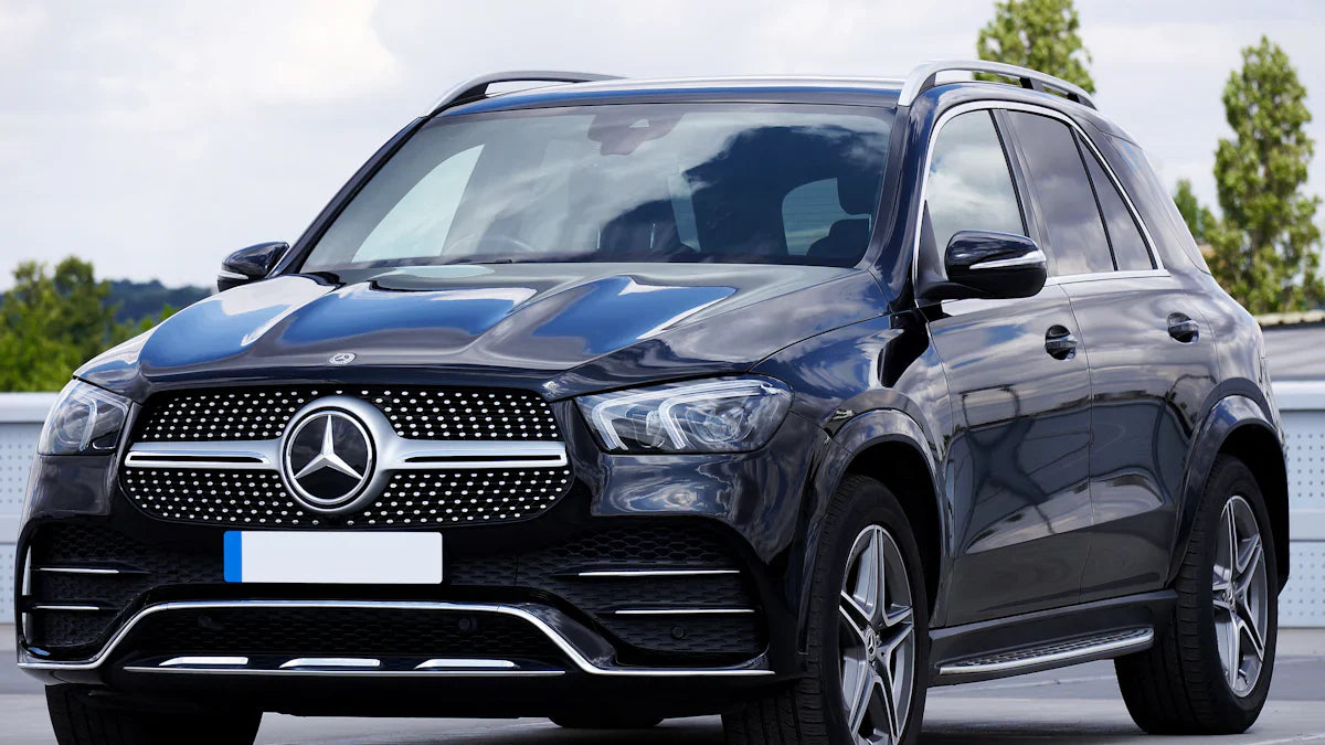 2025 Mercedes-AMG GLS63 vs BMW Alpina XB7 Which Luxury SUV Reigns Supreme