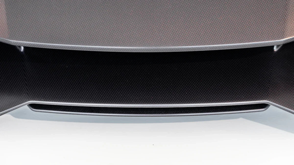 Key Advantages and Limitations of Wet Carbon Fiber