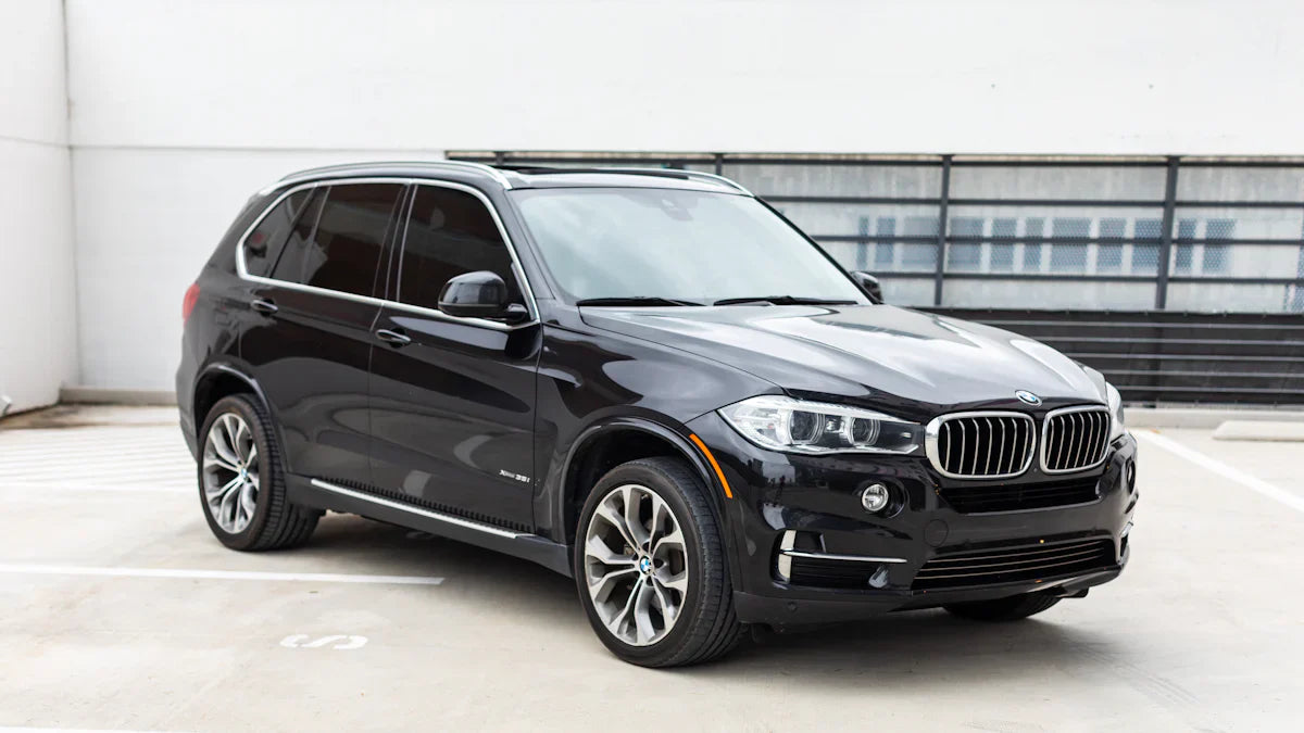 Discover the Thrilling Ride of the BMW X3 M40i