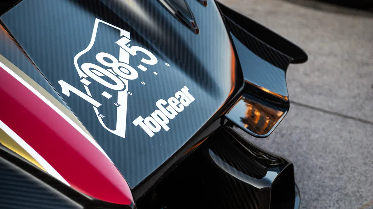 Carbon Fiber for Racing vs Street Cars: What the Numbers Show in 2025