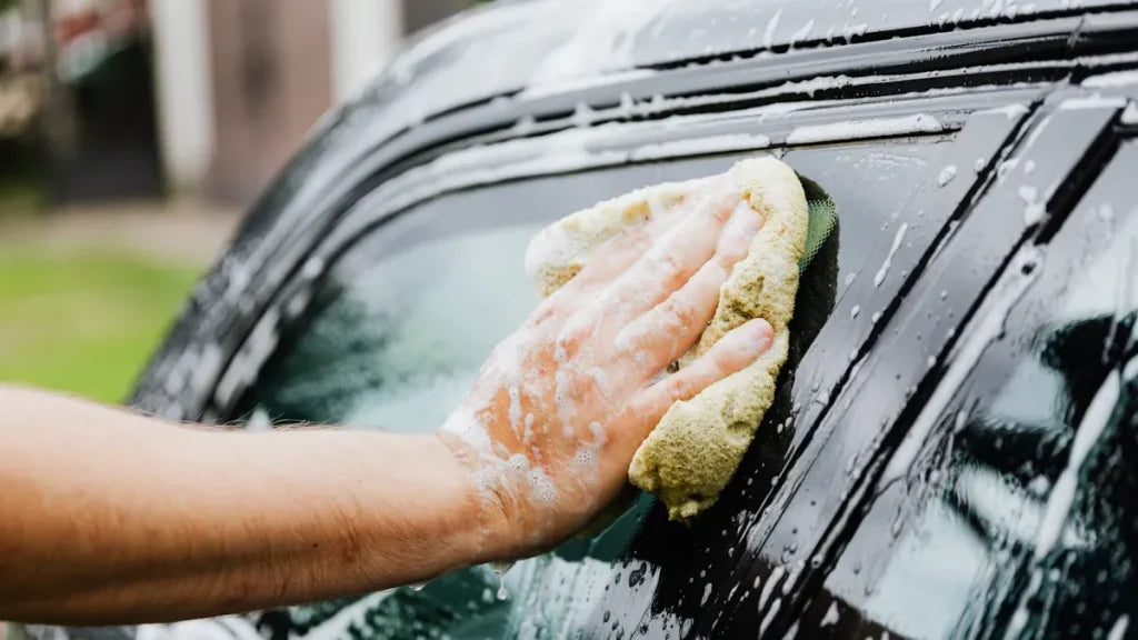 How to Achieve Streak-Free Car Windows Every Time