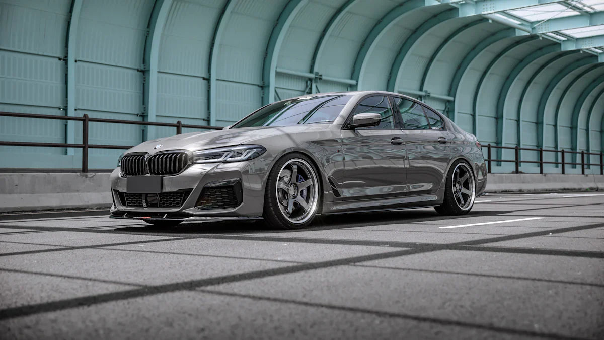 BMW 750Li vs Other 7 Series Models