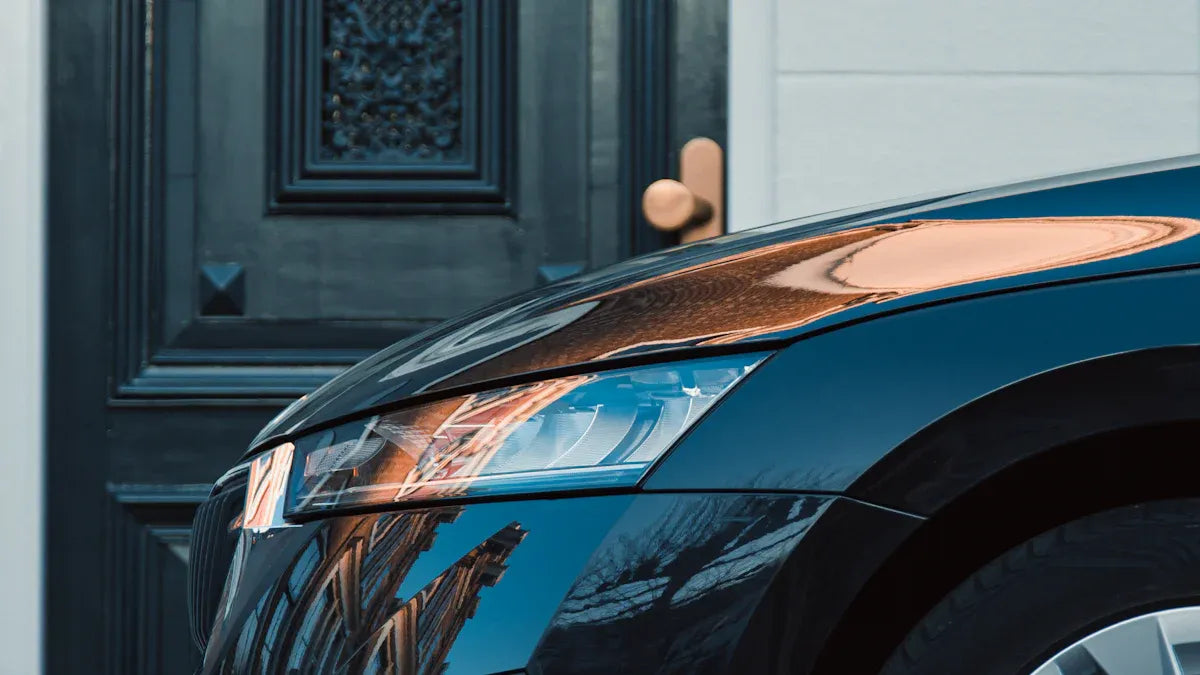 A Complete Guide to BMW i7 Luxury Carbon Interiors