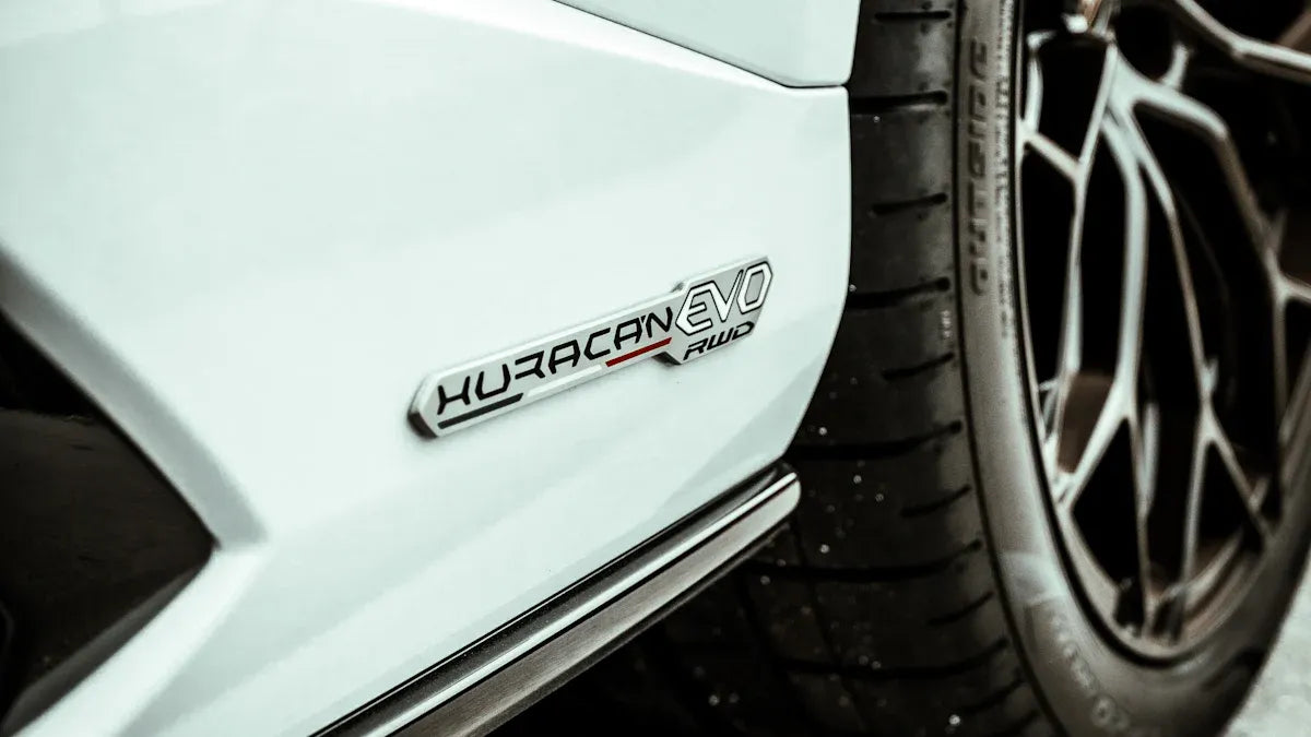 Best Practices for Buying Carbon Fiber Side Skirts for Aston Martin DBX