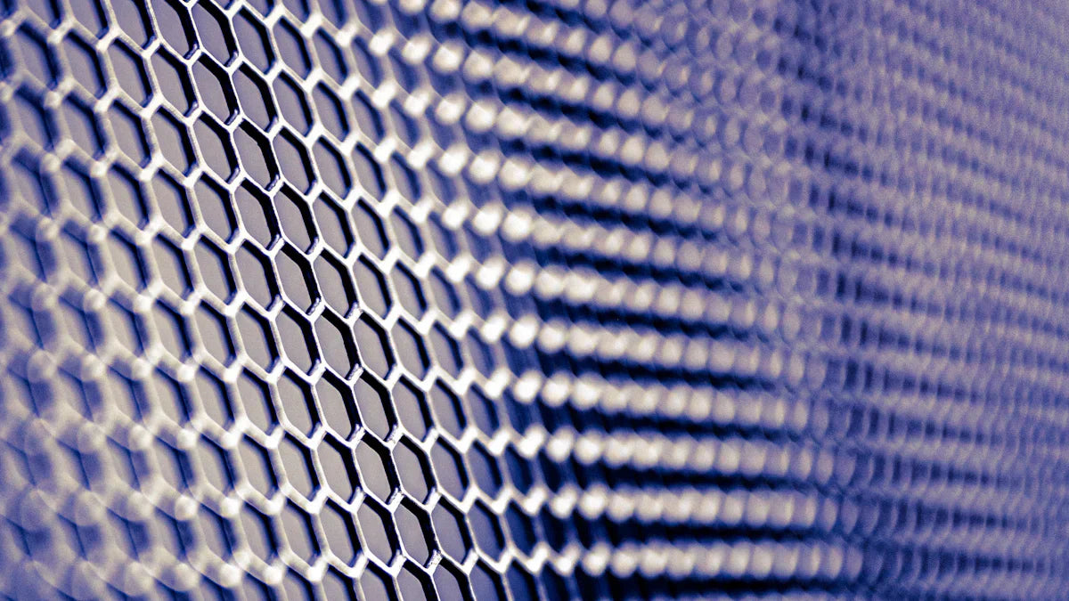 What is Carbon Fiber Satin Weave Fabric and Its Uses