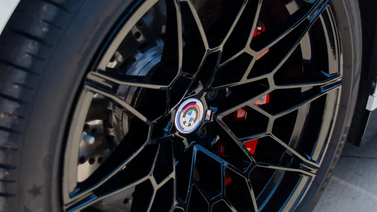 Forged Wheels Repair vs Replacement: Pros and Cons