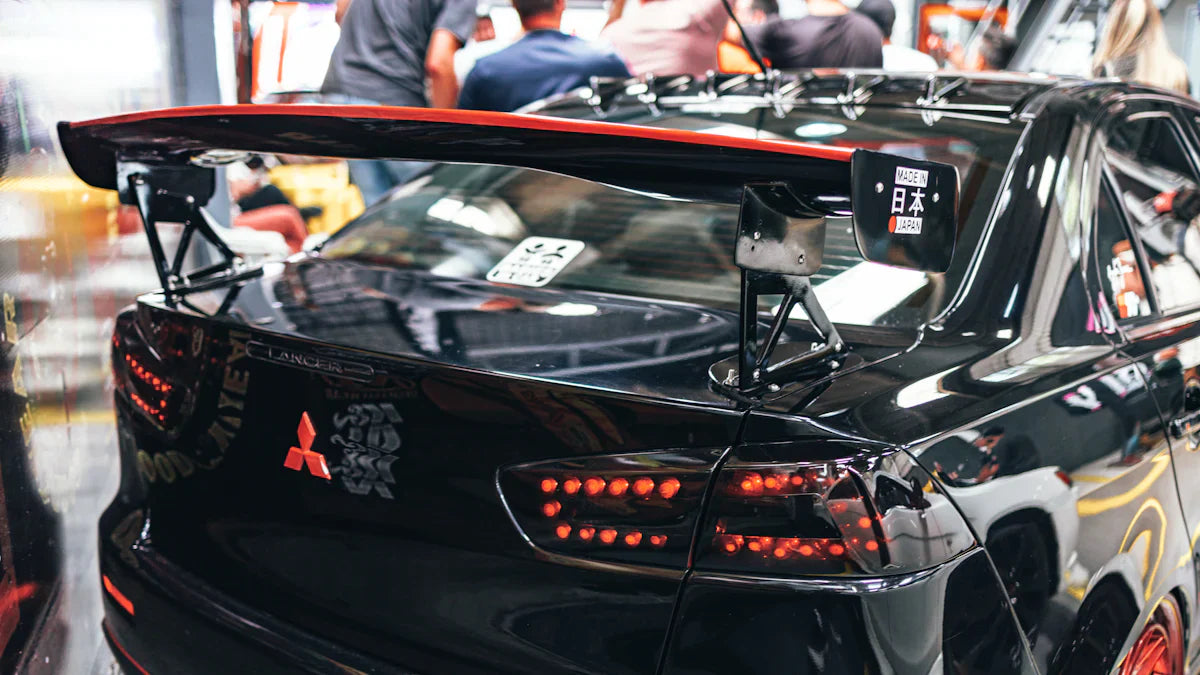 Why Honeycomb Carbon Fiber Wraps Are the Top Choice in 2025 for Car Upgrades