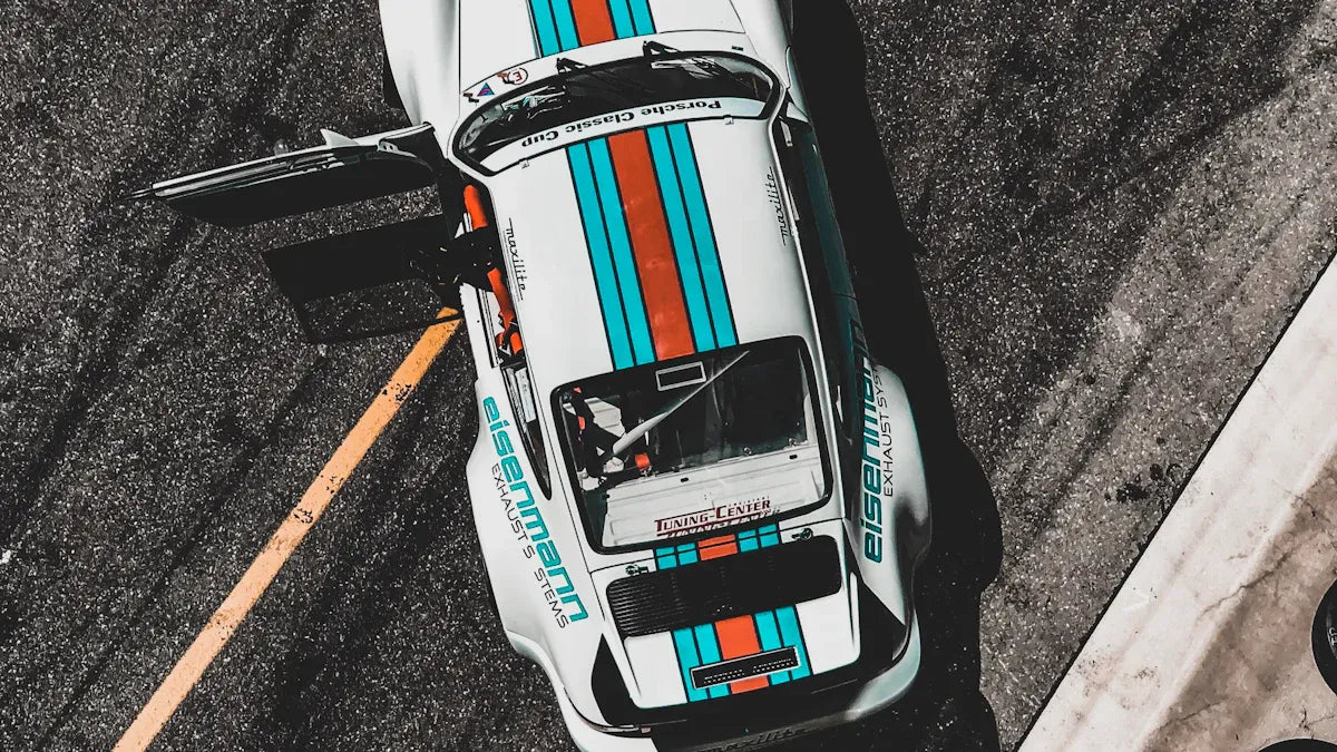 What Makes the Porsche 911 GT3 RS a True Track-Focused Lightweight Machine