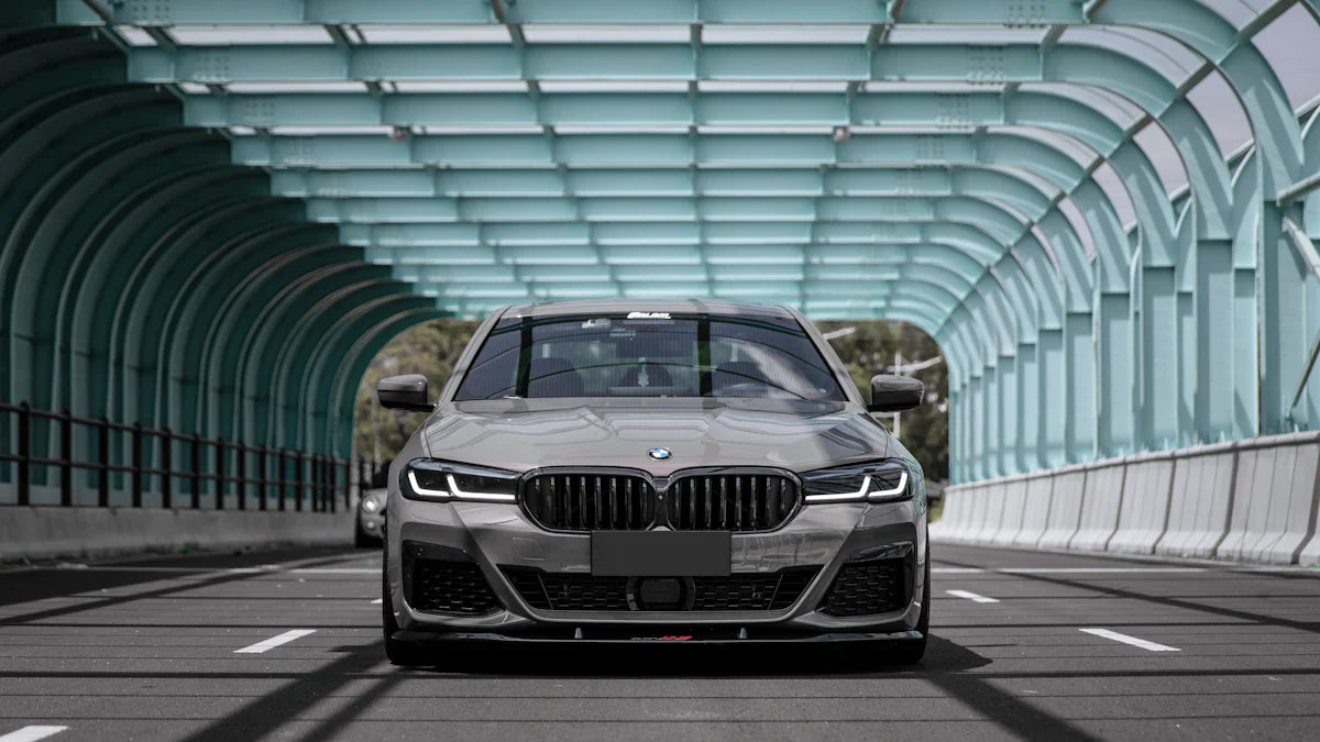 How the 2025 BMW 5 Series Redefines Luxury Compared to Past Models