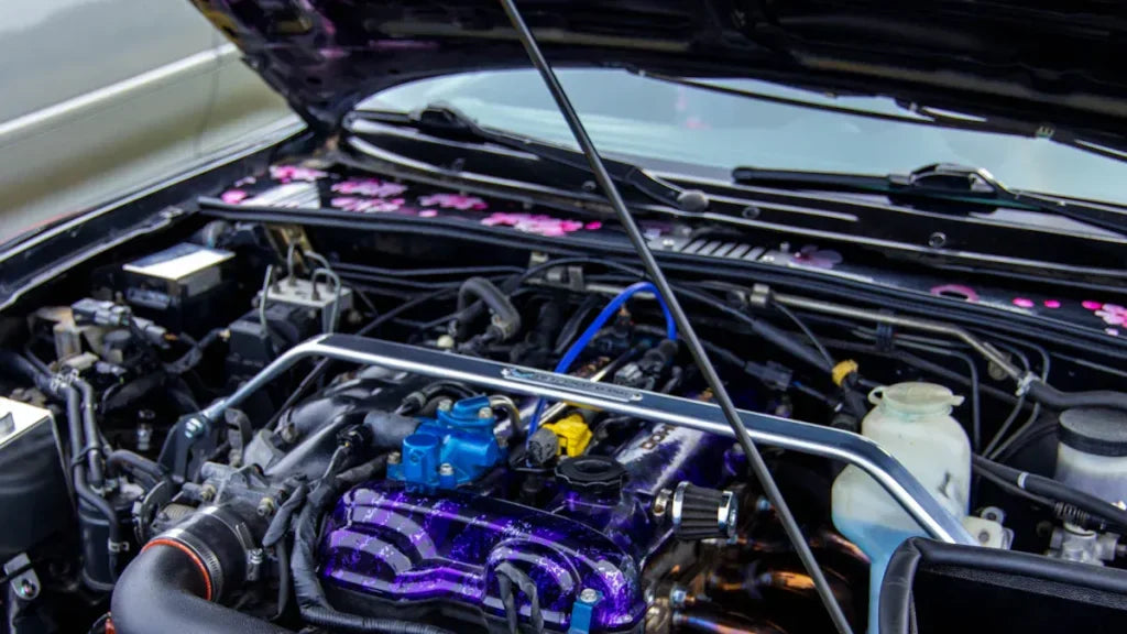 How Sports Car Engines Differ from Regular Engines in 2025