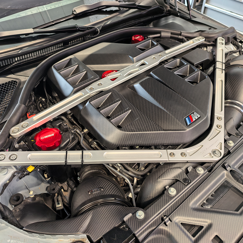 CarbonXtreme BMW S58 engine bay oil filler cap 3-piece set CNC 6061 aluminum anodized red and blue finish