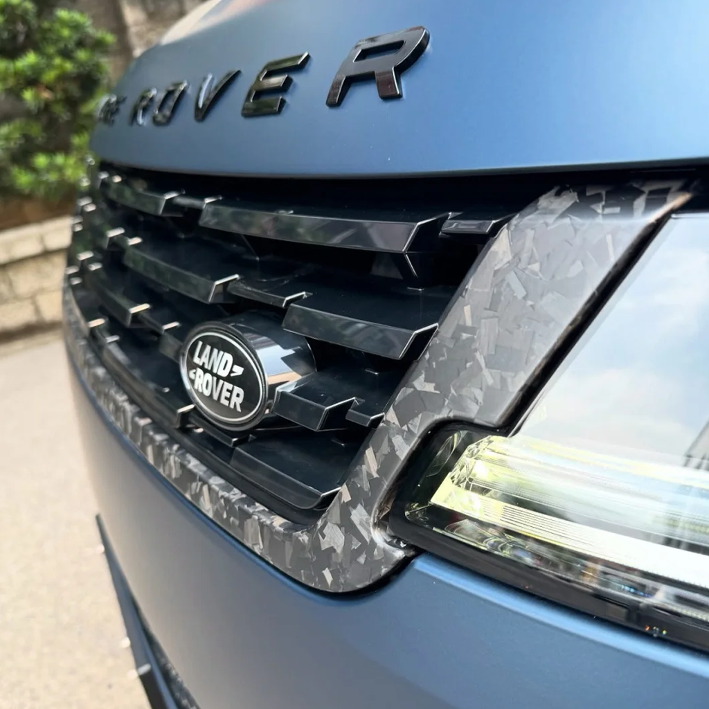 Range Rover Sport L461 Forged Carbon Aero Kit – 6-Piece Set (Front Lip, Air Blades, Grille, Side Vents, Exhaust Tips)