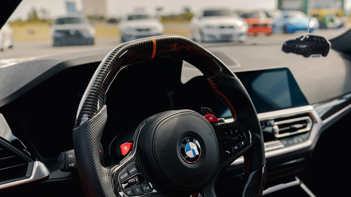 حكايات السرعة والدقة: مالكو BMW M Performance يتحدثون
