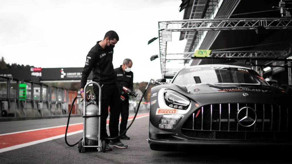 Performance Battle: Mercedes C43 AMG vs BMW M340i in 2025