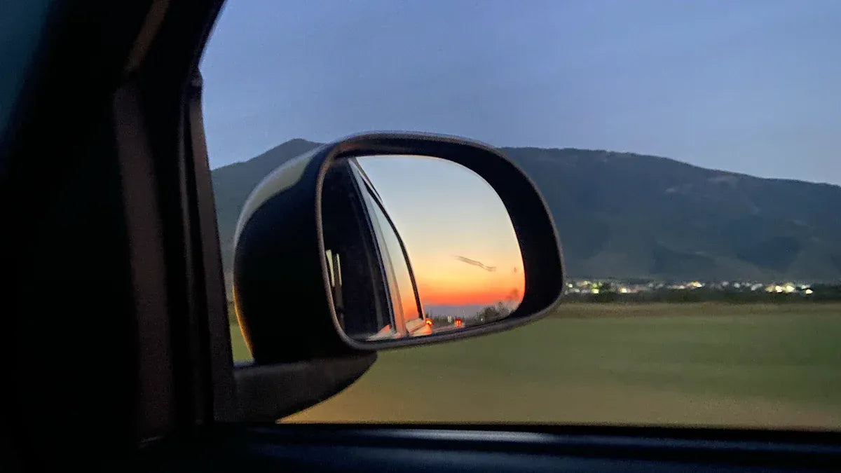 Exploring the Latest Smart Rearview Mirror Innovations in 2025