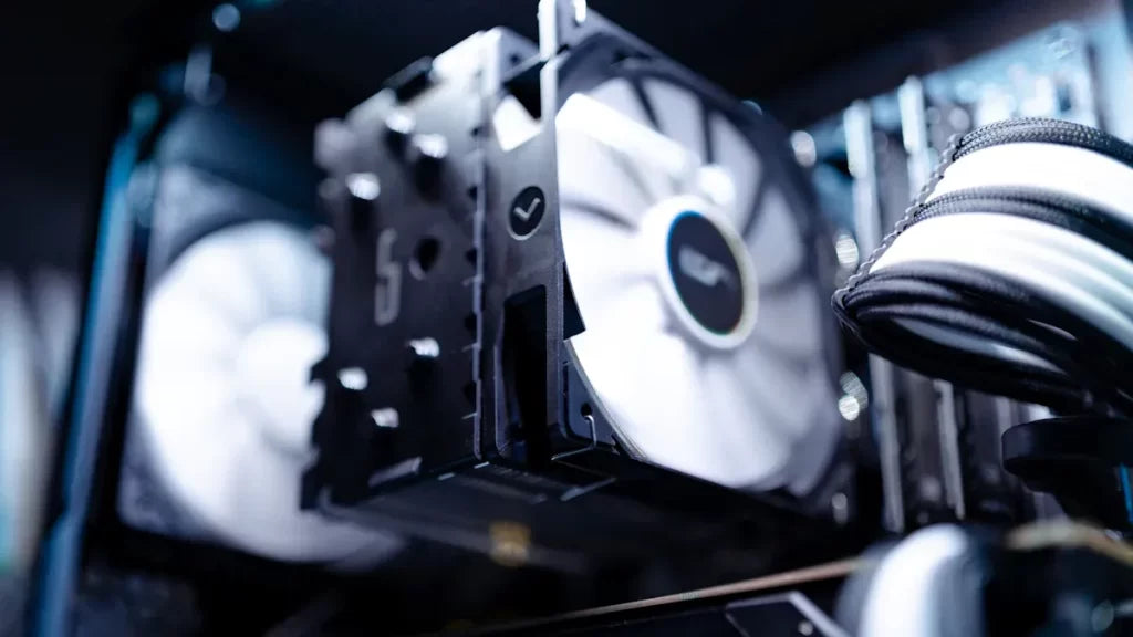 Why Carbon Fiber is the Go-To Material for Cooling Fan Covers in 2025