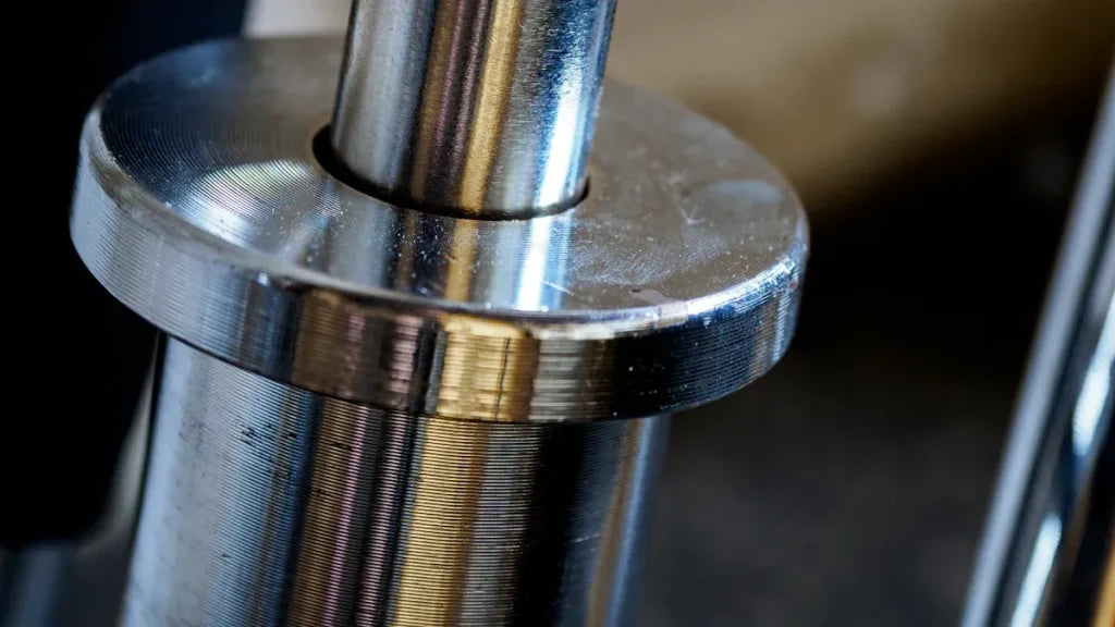Comparing Carbon Fiber Driveshafts and Aluminum Driveshafts Pros and Cons