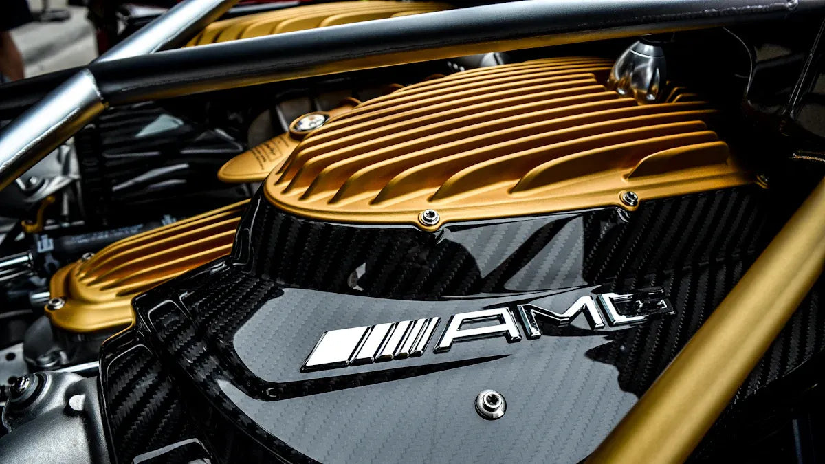 Dry Carbon vs Wet Carbon Engine Covers: Key Differences and Performance Benefits