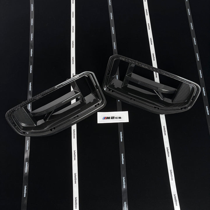 BMW G87 M2 CS style carbon fiber front grille set packed and shipped