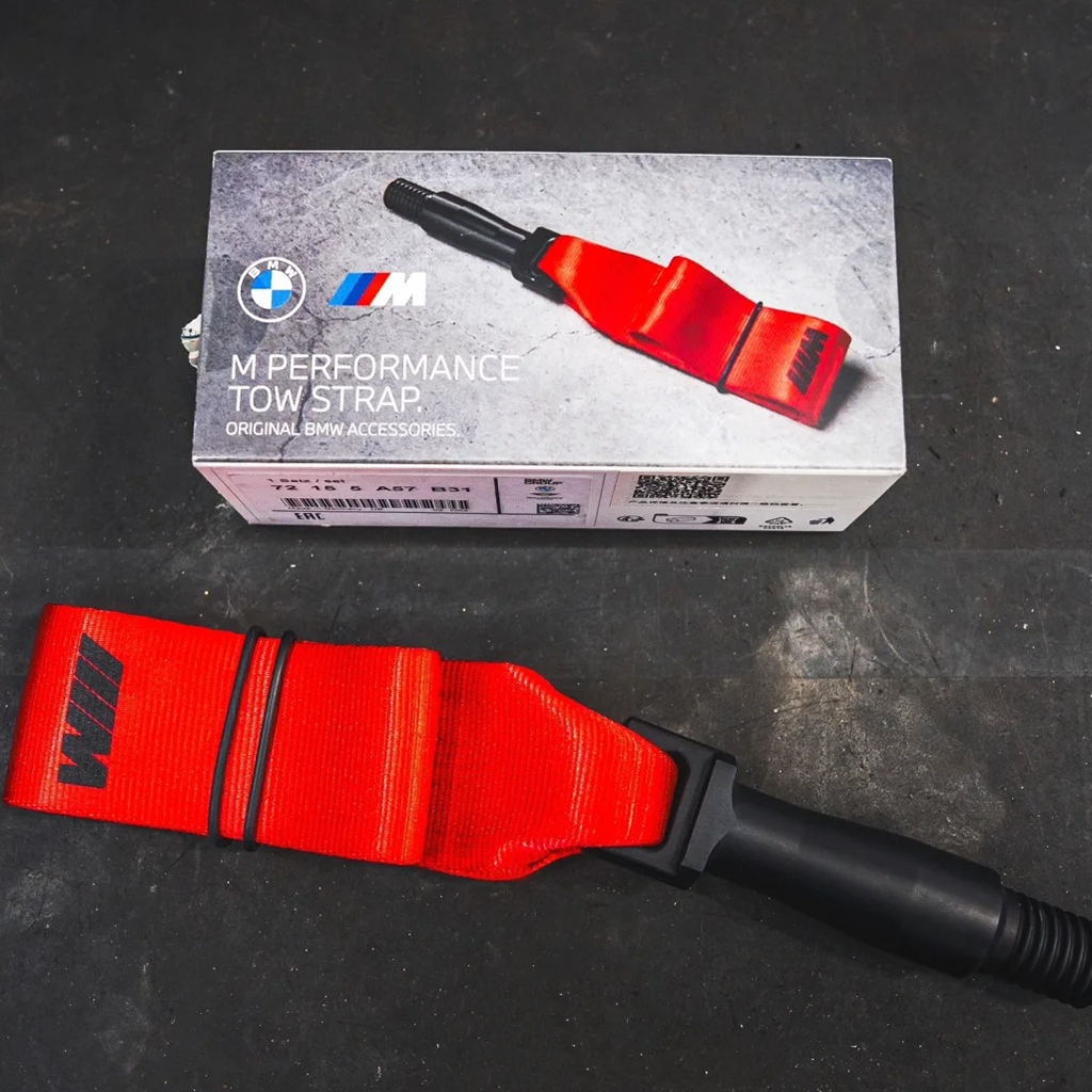 CarbonXtreme BMW G82 M4 M Performance Tow Strap