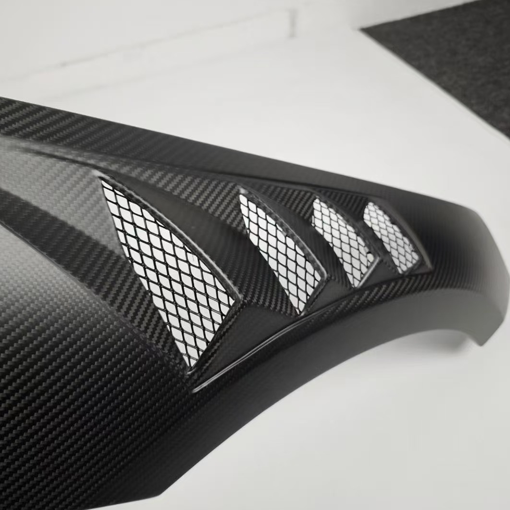 CarbonXtreme BMW G87 M2 N Style Carbon Fiber Fender
