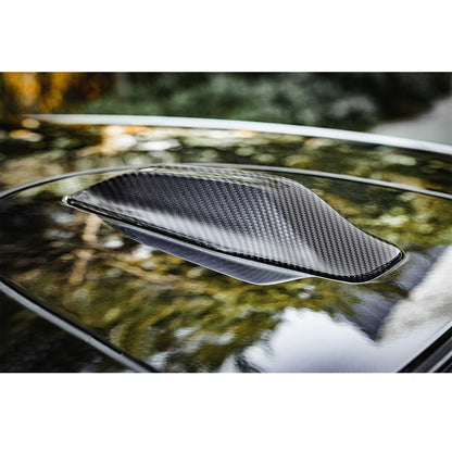 CarbonXtreme BMW G90 M5 Carbon Fiber Roof Antenna Cover