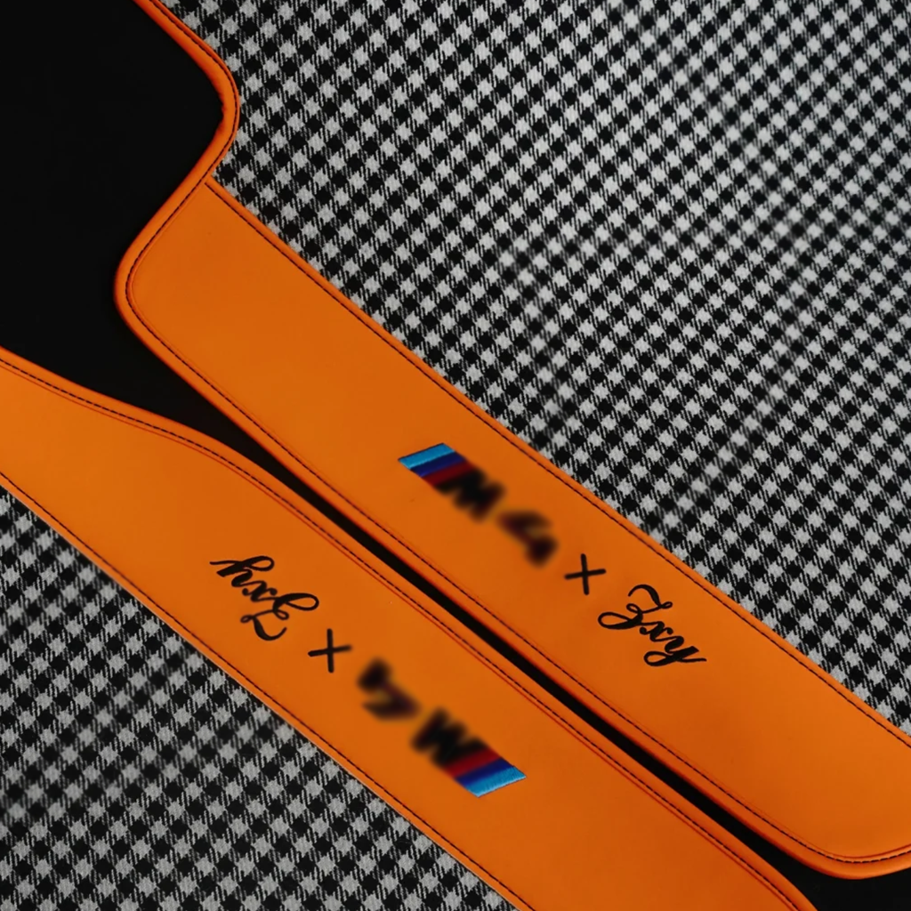 CarbonXtreme Custom Floor Mat Set Houndstooth style