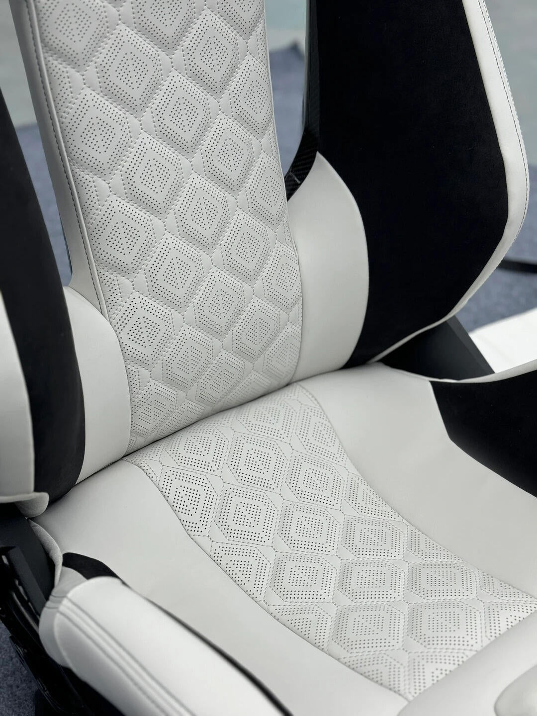 BMW M Carbon Fiber Bucket Seat Bespoke Leather, M8-style diamond quilted perforated leather detail