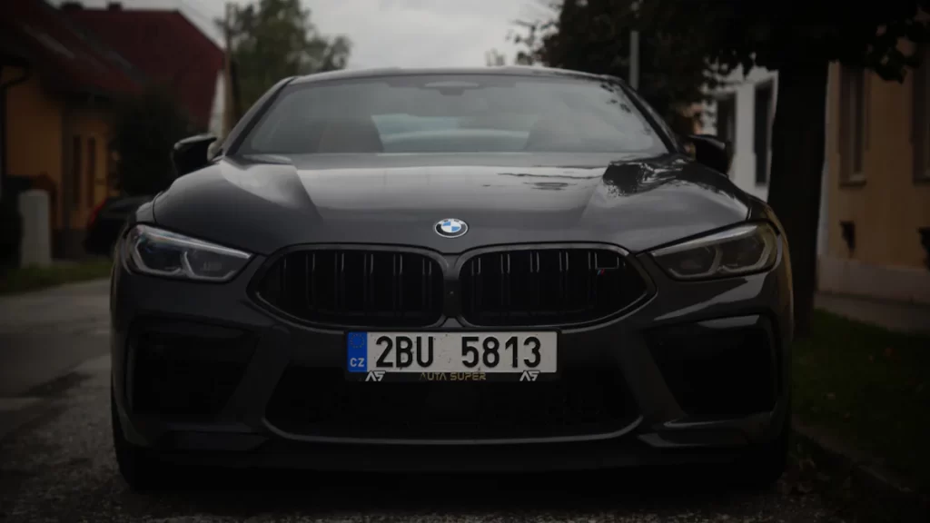 المفاجأة في جناح BMW M8: تركيب سهل وأداء مذهل