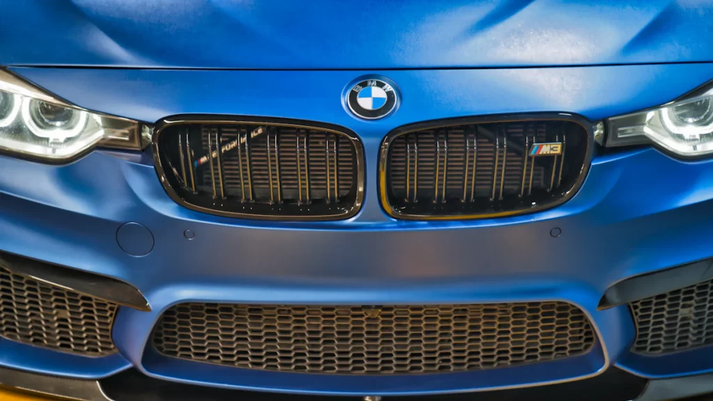 سبليتر الكربون: إضافة ضرورية لسيارات BMW الحديثة