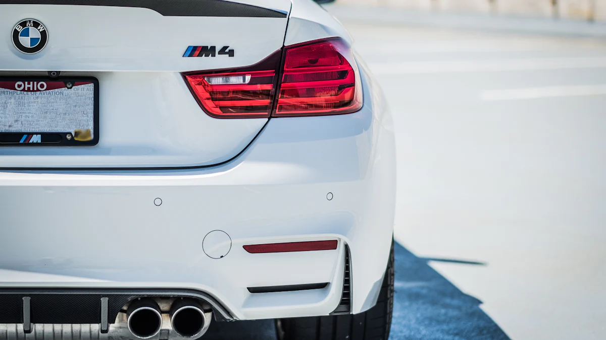 كيف تميز BMW F82 M4 في عالم السيارات