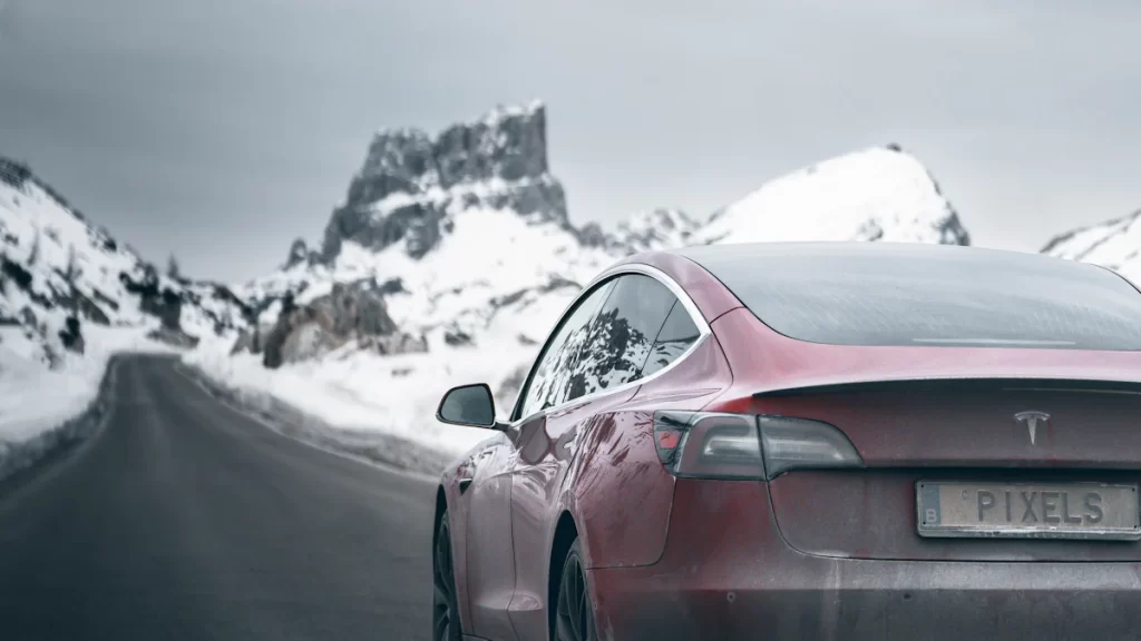 The Tesla Model S Rear: Comfort and Storage Explained