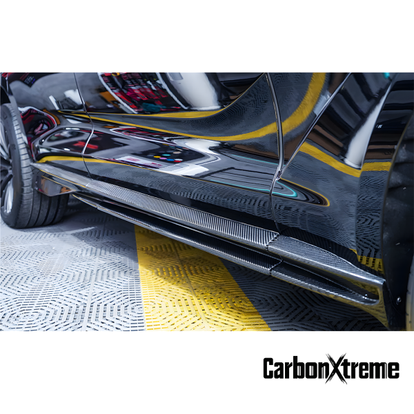 CarbonXtreme Aston Martin DBX 707 Carbon Fiber Side Skirts